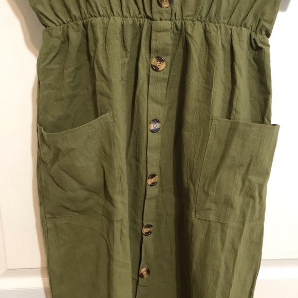 Buttoned V-Neck Dress with Pockets - Picture 2 of 3